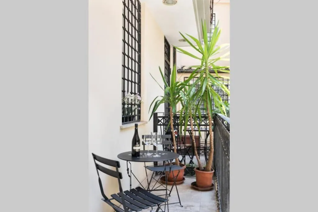 Idyllia - Lovely Colosseum Loft Apartment Rome