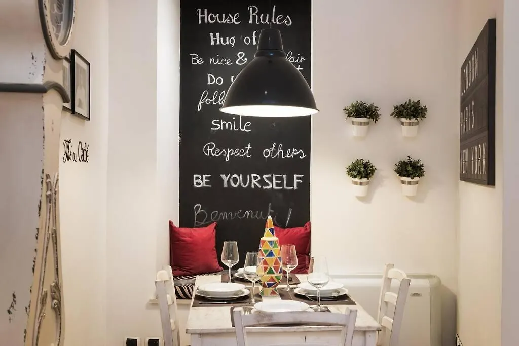 Lovely Colosseum Loft Apartment Rome Italy